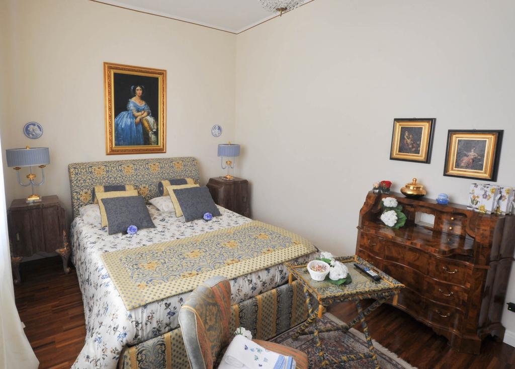 Villa Ai Cedri Bed And Breakfast Сомакампаня Стая снимка